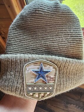Dallas Cowboys Salute To Service New Era Olive Knit Beanie